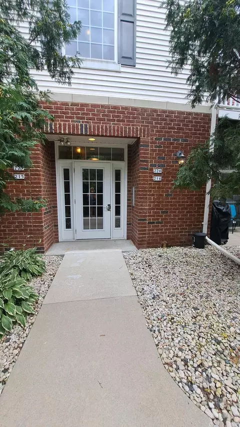 2060 Rainbow Lk #216, West Bend, WI 53090