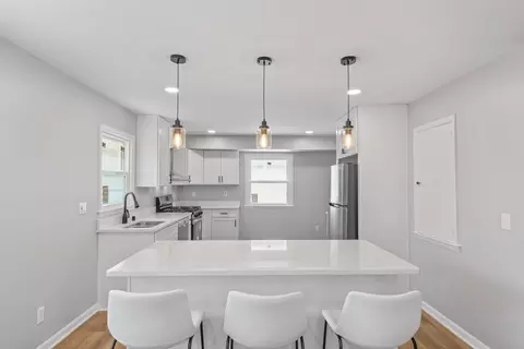 6979 N Darien, Milwaukee, WI 53209
