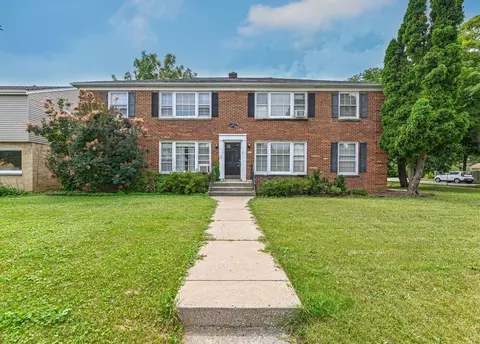 8527 W Burleigh #8533, Milwaukee, WI 53222