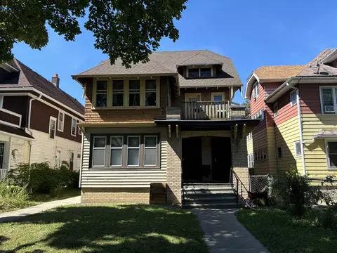 2867 N 45th #2869, Milwaukee, WI 53210