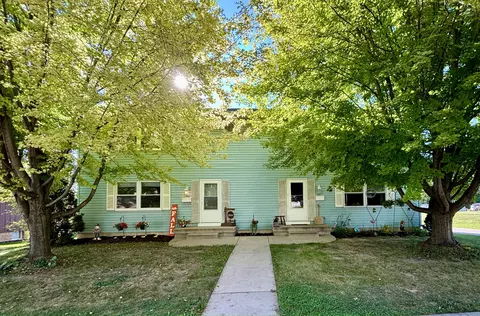 325 N Clark #327, Mayville, WI 53050