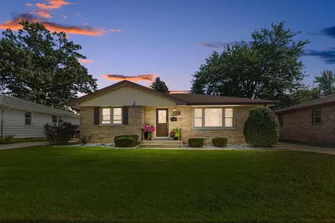 8019 15th, Kenosha, WI 53143