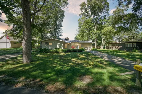 336 6th, Racine, WI 53403