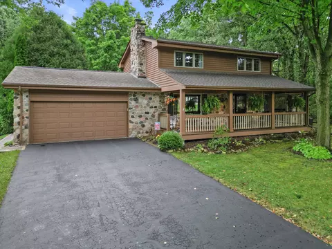 s72w30804 Kettle Rdg, Mukwonago, WI 53149
