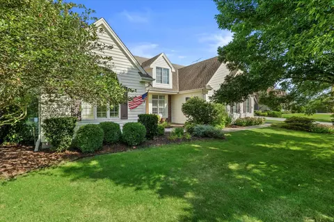 11012 N Whilton, Mequon, WI 53097