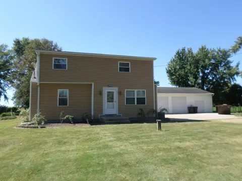 n6661 County Road H, Sugar Creek, WI 53121