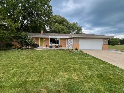 4535 N Saint Clair, Caledonia, WI 53402