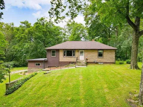 n5261 Watertown Road, Aztalan, WI 53549