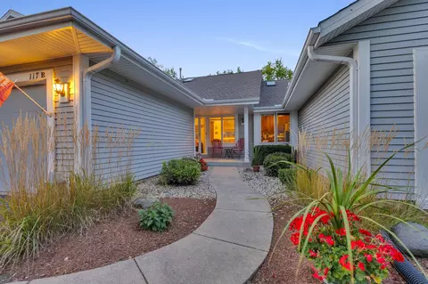 117 E Sutton #B, Waukesha, WI 53188