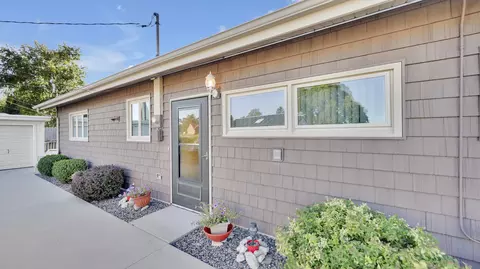 1835 Broadway, Sheboygan, WI 53081