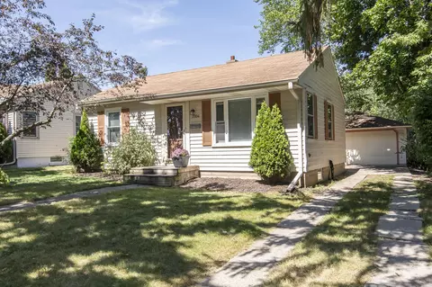 7704 W Wright, Wauwatosa, WI 53213