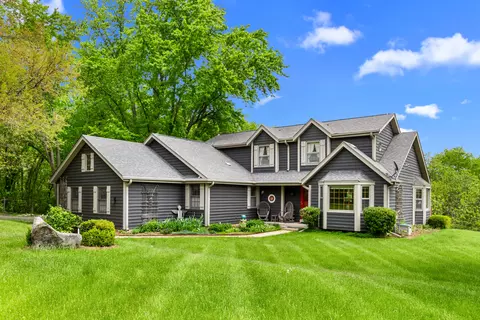 n7710 Pleasant Lake Road, Troy, WI 53121