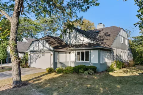9134 N Briarwood, Bayside, WI 53217