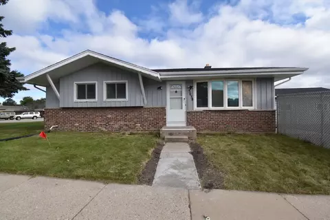 5638 Byrd, Racine, WI 53406