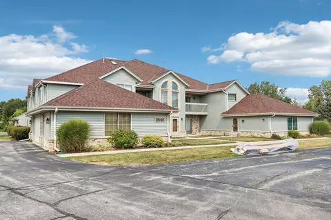 3646 E Barbara #2, Oak Creek, WI 53154