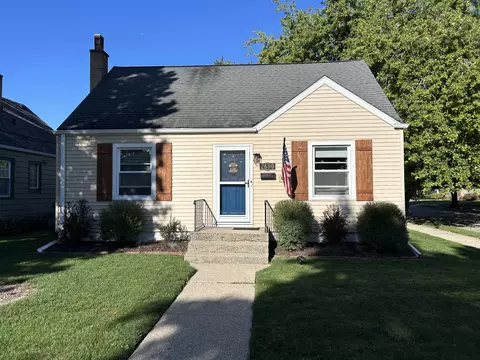 2600 25th, Kenosha, WI 53140
