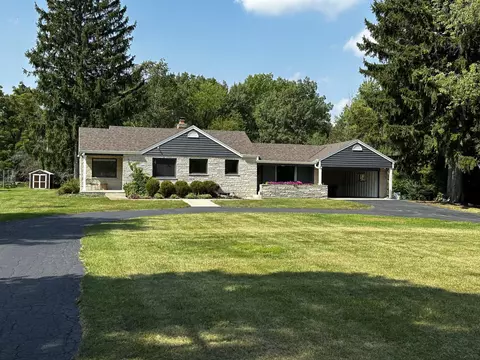 11441 N Mulberry, Mequon, WI 53092