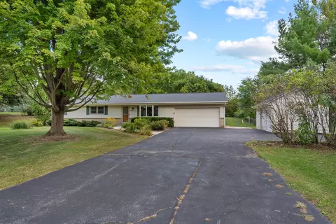 7148 Townline, Barton, WI 53090