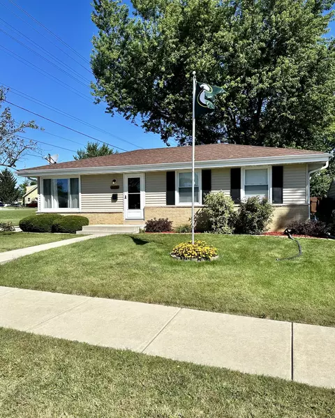 5516 58th, Kenosha, WI 53144
