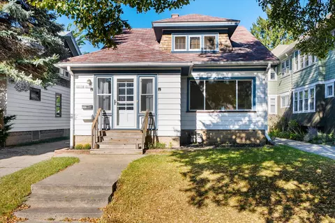 2217 N 61st #2217A, Wauwatosa, WI 53213