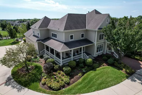 7158 S Cambridge, Franklin, WI 53132