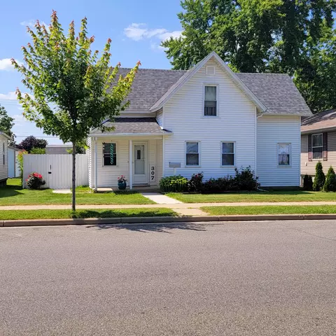 307 Hollister, Tomah, WI 54660