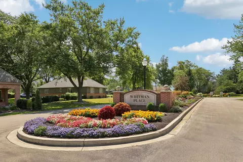 2112 W Quincy, Mequon, WI 53092