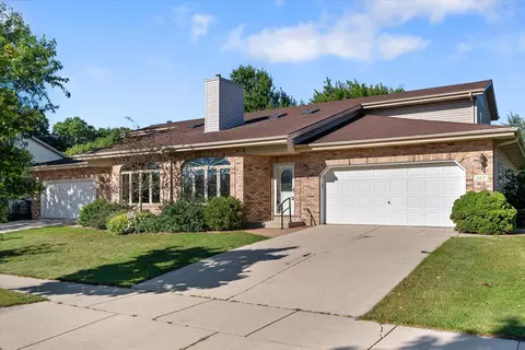 147 Martin, Port Washington, WI 53074