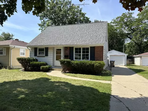 3226 24th, Kenosha, WI 53140