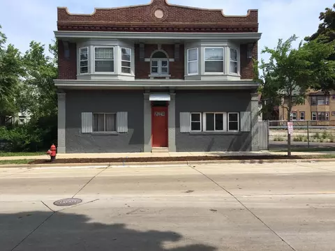 2218 W State #2222, Milwaukee, WI 53233
