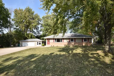 w143n5512 Van Buren, Menomonee Falls, WI 53051