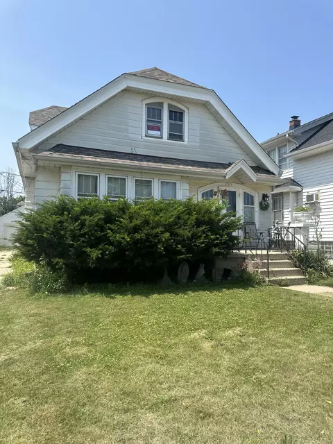 1257 S 52nd, West Milwaukee, WI 53214