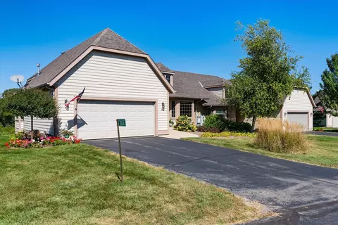 2034 Upper Rdg, Port Washington, WI 53074