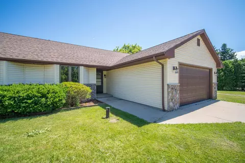 6798 Diane, West Bend, WI 53090