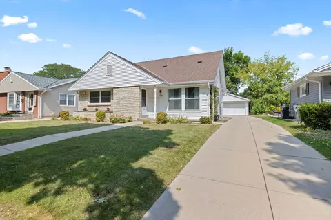 5404 W Cleveland, Milwaukee, WI 53219