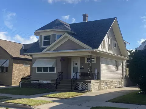 2811 Charles, Racine, WI 53402