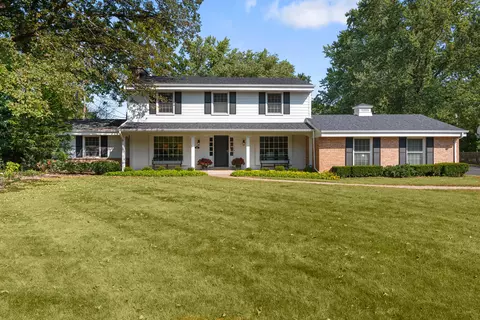 990 W Jonathan, Bayside, WI 53217