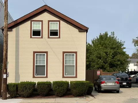 1132 S 10th, Manitowoc, WI 54220