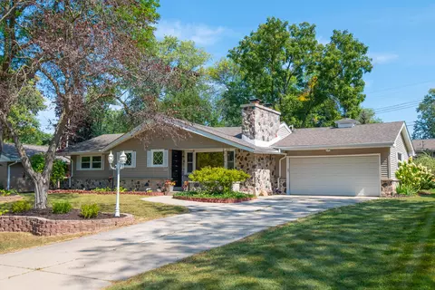 4654 N 108th, Wauwatosa, WI 53225