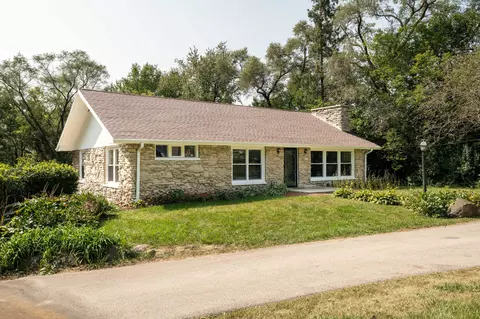 s47w22599 Lawnsdale, Waukesha, WI 53189
