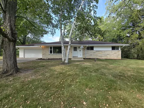 16300 Coronado, Brookfield, WI 53005