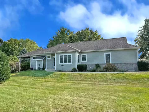 n108w17284 Lilac #2, Germantown, WI 53022