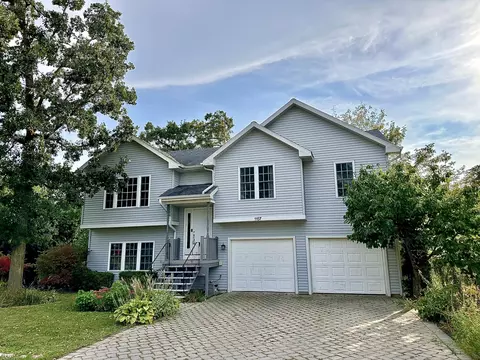 w1157 Poinsetta Road, Bloomfield, WI 53128