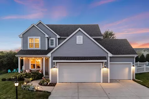1077 Jade, Port Washington, WI 53074