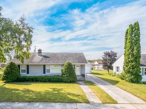 59 Oak, Chilton, WI 53014
