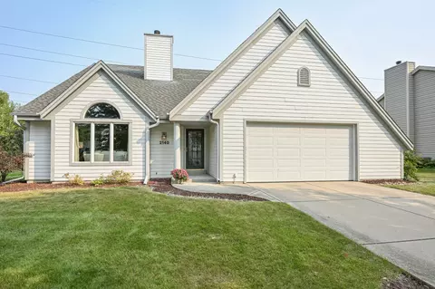 2140 Inverness, Waukesha, WI 53186