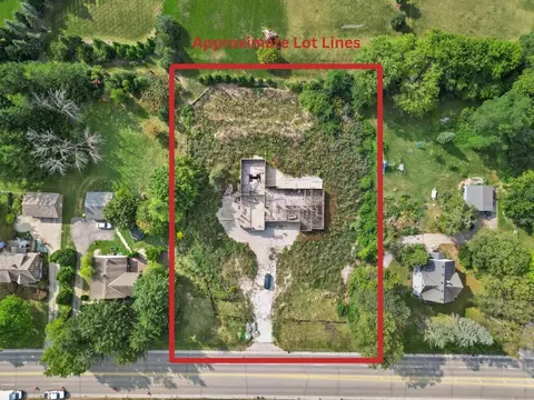 8813 W Mequon, Mequon, WI 53097