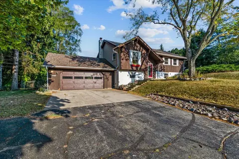 5066 Horizon, West Bend, WI 53095