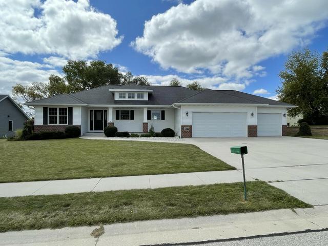 217 Michigan, Oostburg, WI 53070