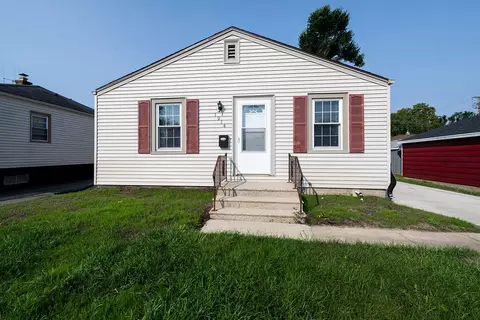 1914 Russet, Racine, WI 53405